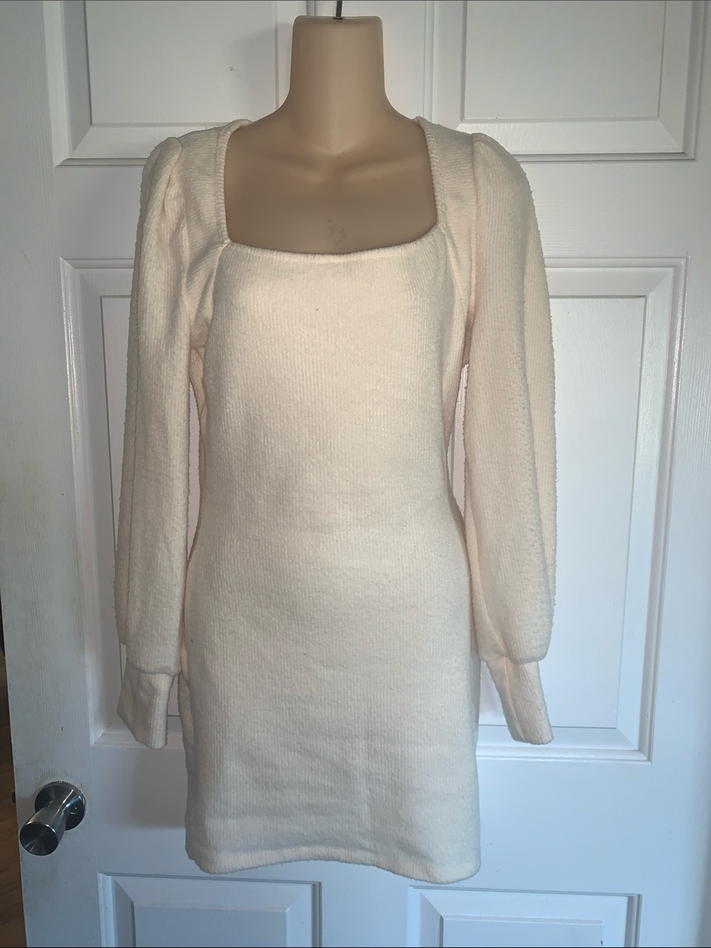 ๐ Dress - Picture 5 of 15